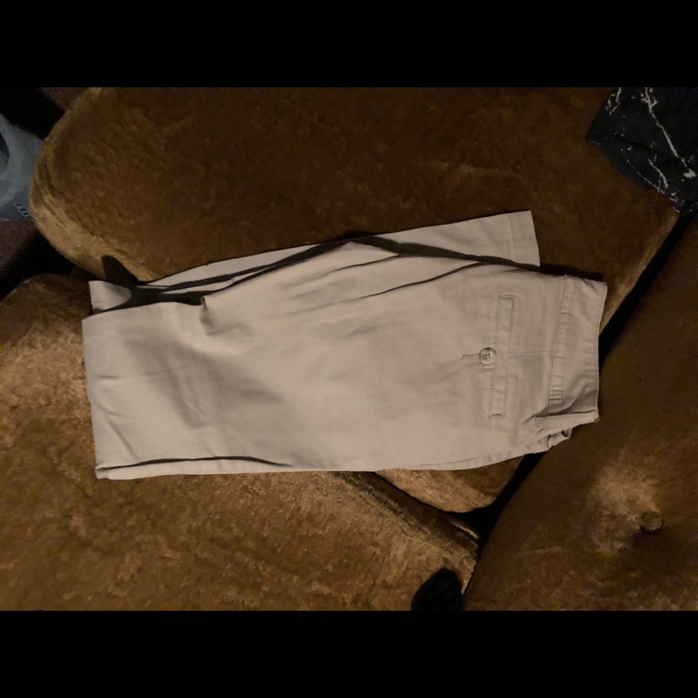 Women’s Arizona khakis
